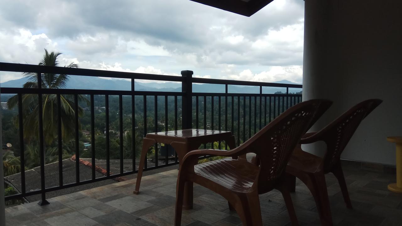 Dreamscape Home Stay Канди Экстерьер фото