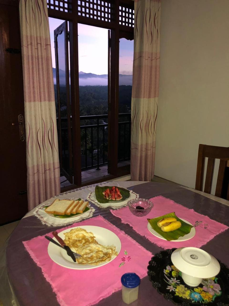 Dreamscape Home Stay Канди Экстерьер фото